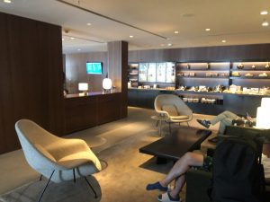 香港のキャセイパシフィック航空ラウンジ