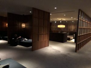 香港キャセイラウンジ