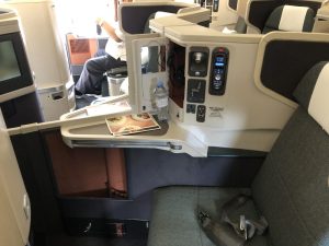 キャセイパシフィック、ビジネスクラス